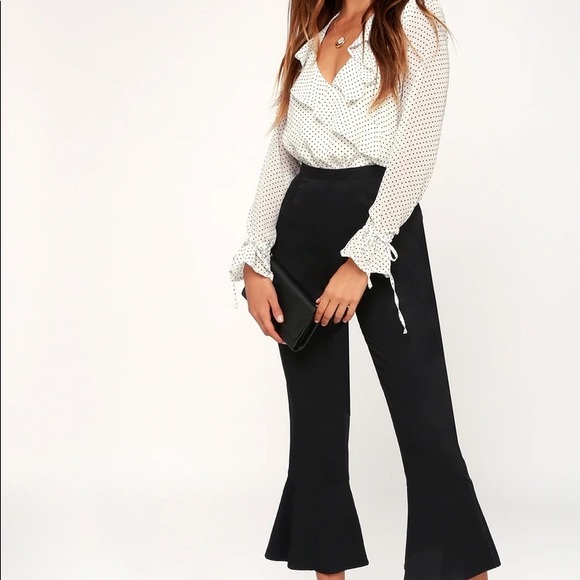 Bb Dakota black Kane Ruffle Bottom Cropped Pants size 10 Almost new condition - Picture 2 of 9